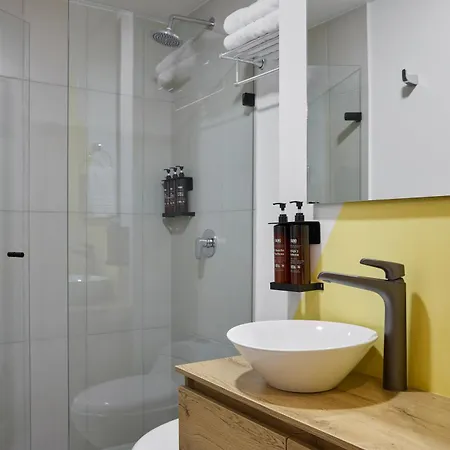 30 Living Suites Medellin Exterior photo