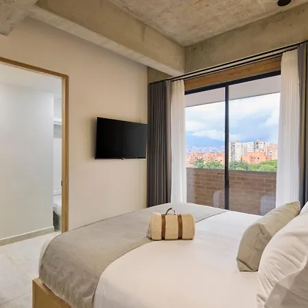 30 Living Suites Medellin Exterior photo
