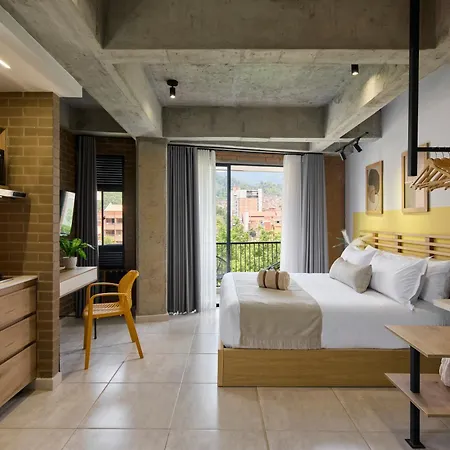 30 Living Suites Medellin Exterior photo