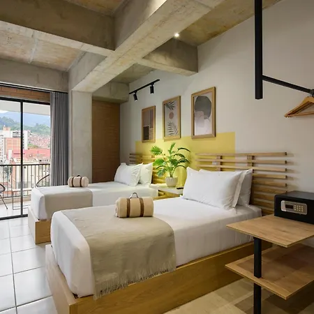 30 Living Suites Medellin Exterior photo